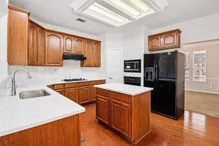 1429 Indian Springs, Carrollton, TX 75007 - Photo 12