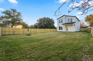 2212 Marburg St, Dallas, TX 75215 - Photo 26