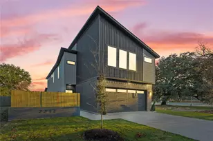 2212 Marburg St, Dallas, TX 75215 - Photo 1