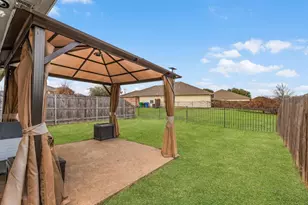 497 Brookbank Dr, Crowley, TX 76036 - Photo 30