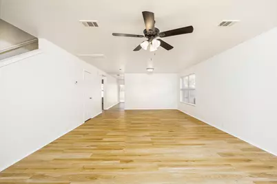 8529 Prairie Dawn Drive, Fort Worth, TX 76131 - Photo 6