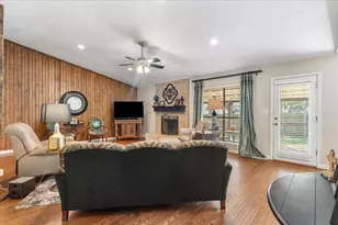 3402 Hialeah Dr, Arlington, TX 76017 - Photo 8