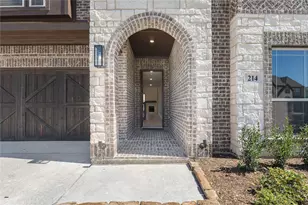 214 Memory Ln, Waxahachie, TX 75165 - Photo 4