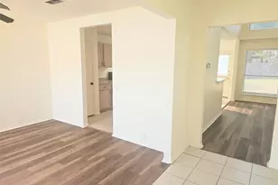 885 Stafford Station Dr, Saginaw, TX 76131 - Photo 2