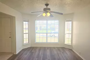 885 Stafford Station Dr, Saginaw, TX 76131 - Photo 4