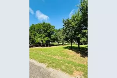 14004 Sandy Oaks Drive, Whitney, TX 76692 - Photo 4