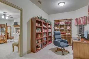 636 Possom Trot Hollow Rd, Whitewright, TX 75491 - Photo 18