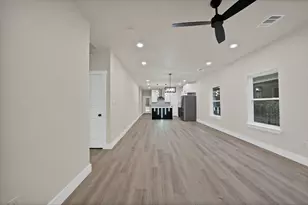 3301 Avenue H, Fort Worth, TX 76105 - Photo 2