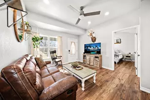 119 S Falls St, Mart, TX 76664 - Photo 4