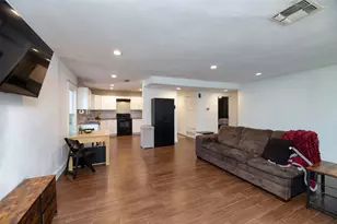 505 Bellevue Dr, Cleburne, TX 76033 - Photo 12