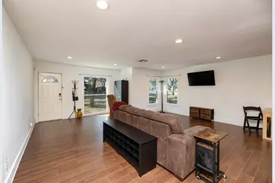 505 Bellevue Drive, Cleburne, TX 76033 - Photo 8