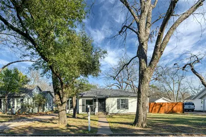 505 Bellevue Drive, Cleburne, TX 76033 - Photo 4