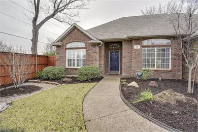 501 Coventry Drive, Grapevine, TX 76051 - Photo 2