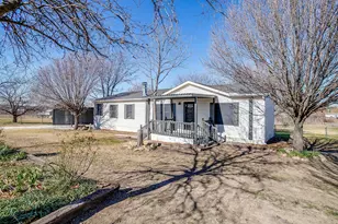 5912 Kentucky St, Joshua, TX 76058 - Photo 4