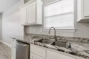 4104 Gordon St, Greenville, TX 75401 - Photo 10