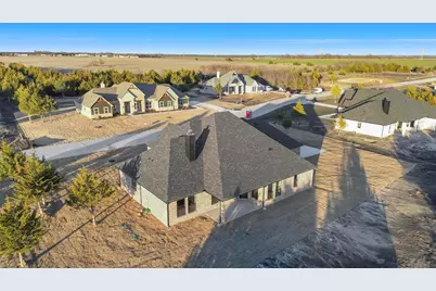 730 Evergreen, Nevada, TX 75173 - Photo 2