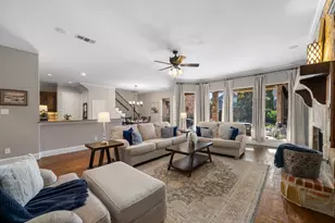 11571 Cody Ln, Frisco, TX 75033 - Photo 10