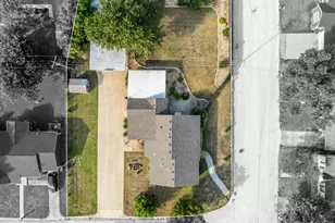 1500 W 10th St, McGregor, TX 76657 - Photo 32
