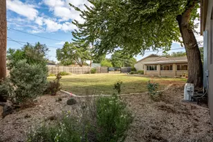 1500 W 10th St, McGregor, TX 76657 - Photo 28