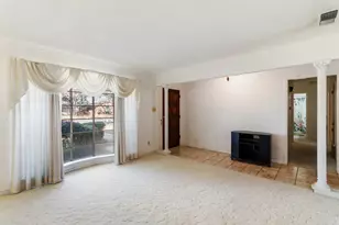 814 Madrid Dr, Duncanville, TX 75116 - Photo 4