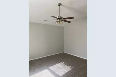 6737 Mattney Circle, Dallas, TX 75237 - Photo 14