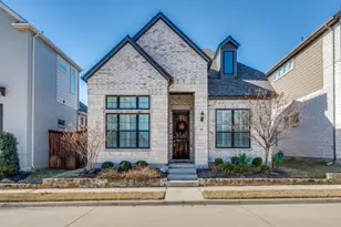 703 Waterbrook Pkwy, Argyle, TX 76226 - Photo 2