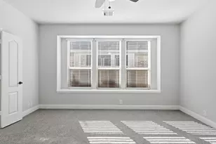 624 Pawprint Holw, Godley, TX 76044 - Photo 20