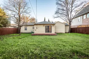 6219 Penrose Ave, Dallas, TX 75214 - Photo 26