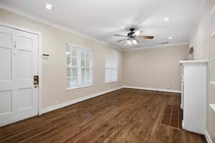 6219 Penrose Ave, Dallas, TX 75214 - Photo 4