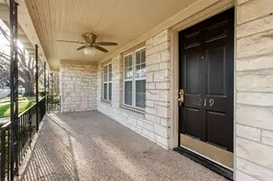 6219 Penrose Ave, Dallas, TX 75214 - Photo 2