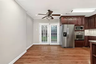 6219 Penrose Ave, Dallas, TX 75214 - Photo 16