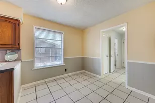 1405 Lakewood Dr, Sherman, TX 75092 - Photo 8