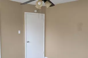 5453 Wayside Ave, Fort Worth, TX 76134 - Photo 16