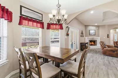 223 Golfers Way, Azle, TX 76020 - Photo 10