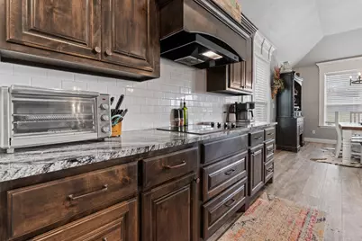 5530 Contrary Creek Road, Granbury, TX 76048 - Photo 8