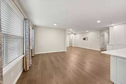 532 Holly Hill Drive, Hurst, TX 76053 - Photo 16