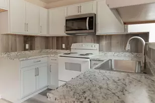 5833 Shadydell Dr, Fort Worth, TX 76135 - Photo 18