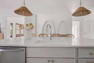 7850 La Sobrina Dr, Dallas, TX 75248 - Photo 12