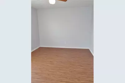 6933 Sunflower Circle N, Fort Worth, TX 76120 - Photo 20