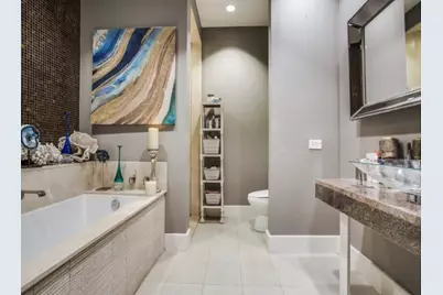 2408 Victory Park Lane #1034, Dallas, TX 75219 - Photo 6