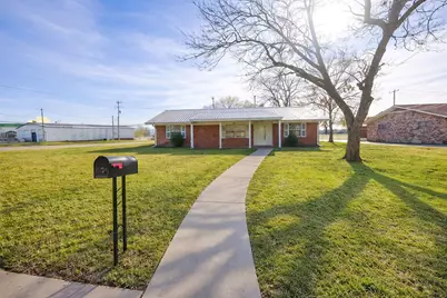 600 Plano Street, Sulphur Springs, TX 75482 - Photo 2