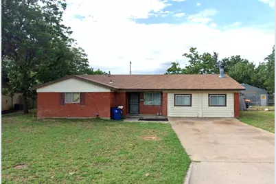2620 Crescent Drive, Vernon, TX 76384 - Photo 1