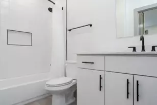 4001 Roseland Ave, Dallas, TX 75204 - Photo 12