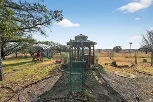 1050 Stadium Dr, Joshua, TX 76058 - Photo 30