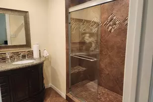 2106 Amesbury Dr, Arlington, TX 76011 - Photo 16