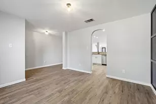 10733 Kittering Trl, Fort Worth, TX 76052 - Photo 6