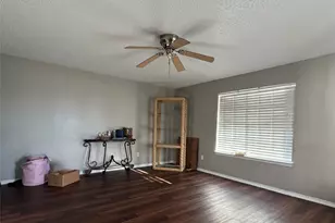 10223 Budtime Ln, Dallas, TX 75217 - Photo 2