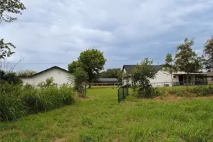 11101 China Spring Rd, Waco, TX 76708 - Photo 8