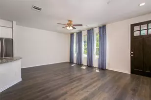 2435 Klamath Dr, Lewisville, TX 75056 - Photo 4