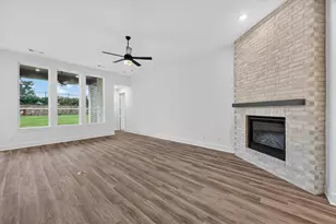 2245 Slate Dr, Waxahachie, TX 75167 - Photo 10